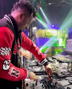 THE DJ WITH THE BEST MUSIC POLICY